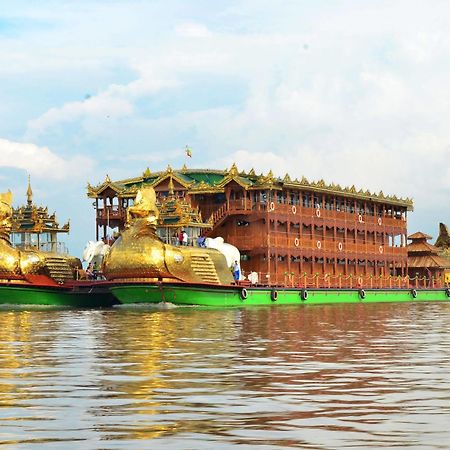 Mandalay Karaweik Mobile Hotel Exterior foto